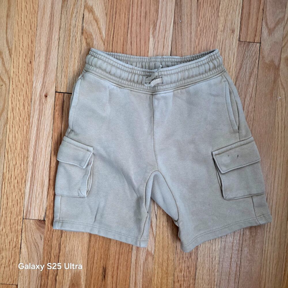 Baby Gap khaki, cargo, cotton‎ shorts sz 3T
